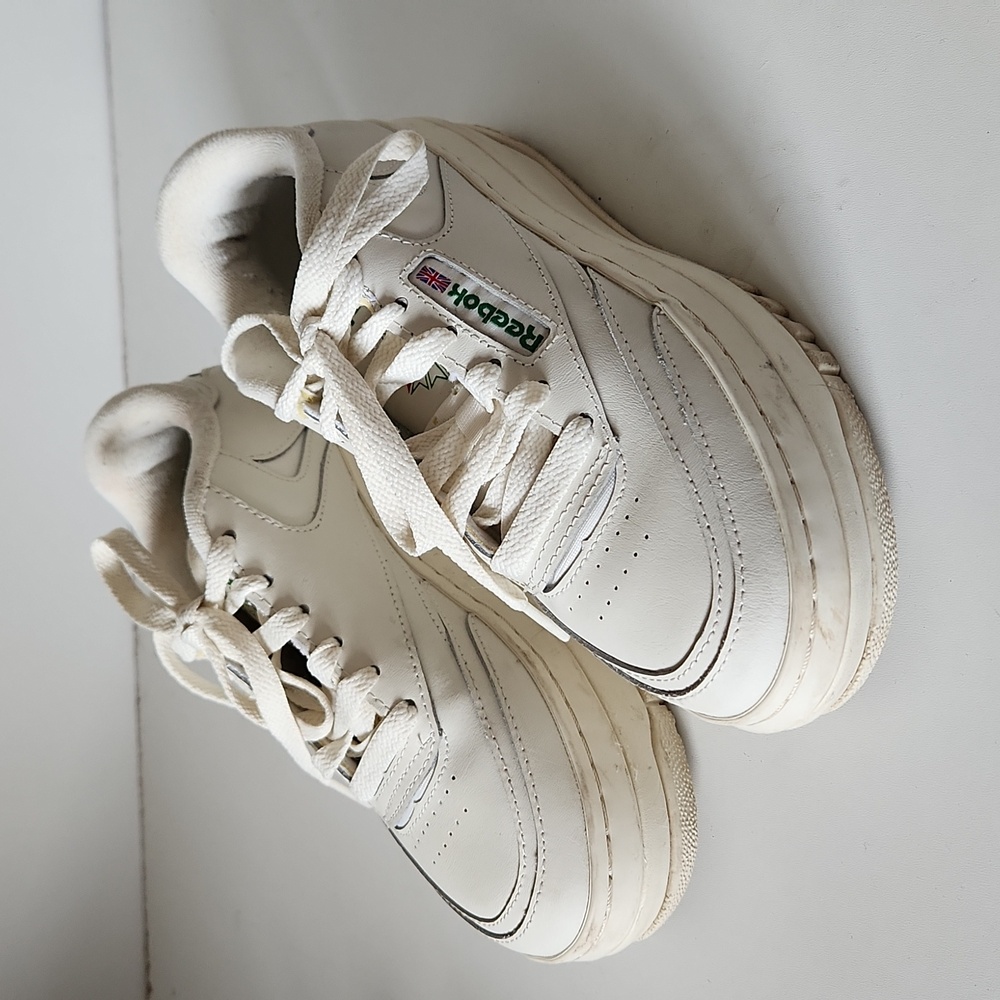 *SOLD* REEBOK | Club C extra shoes sneakers White Platform Womens sz 5 - Picture 2 of 6